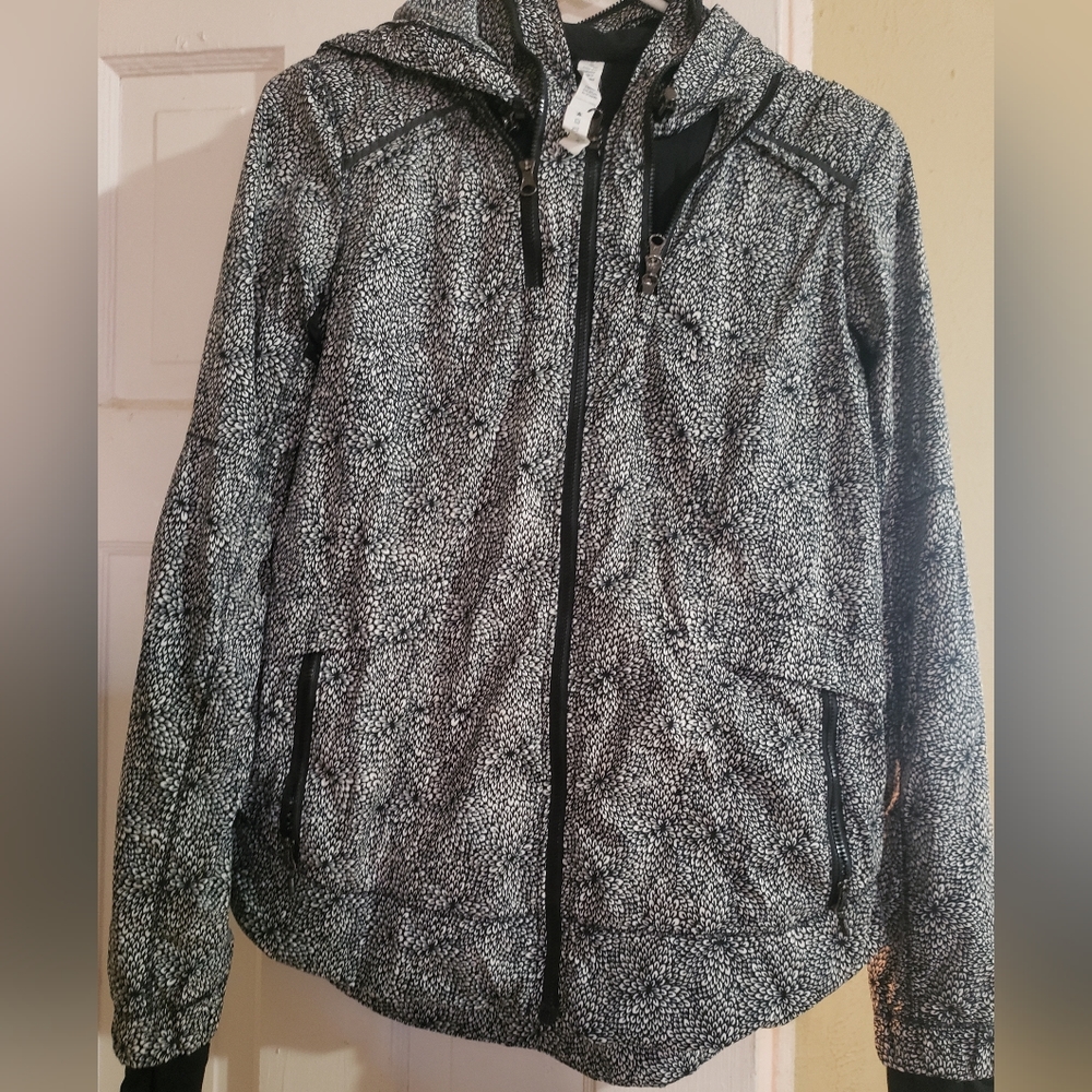 Lululemon